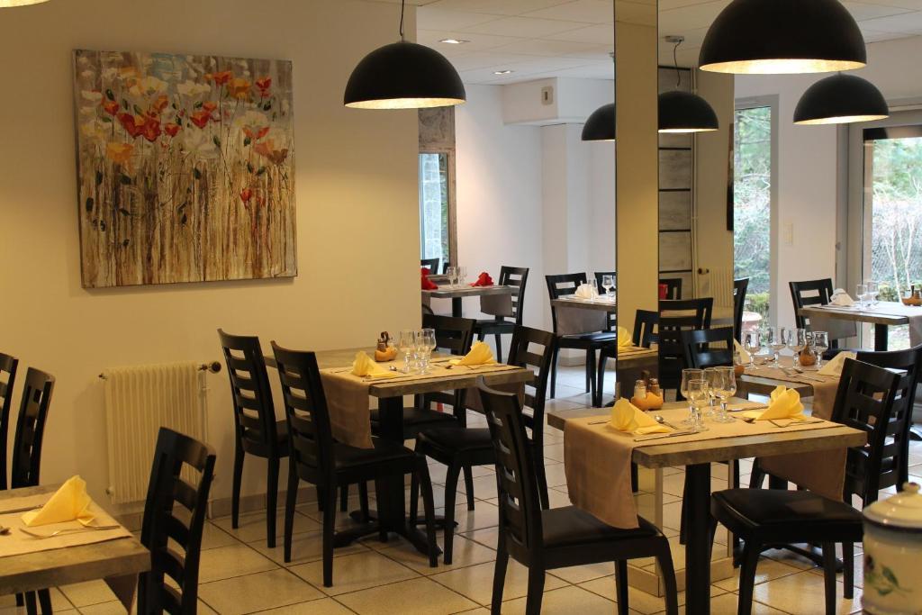 Hotel Restaurant Aux Genets D'Or Mandailles-Saint-Julien Dış mekan fotoğraf